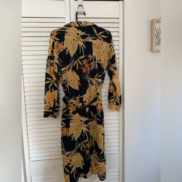Zara Black and Yellow Floral Duster Dress - Picture 4 of 11